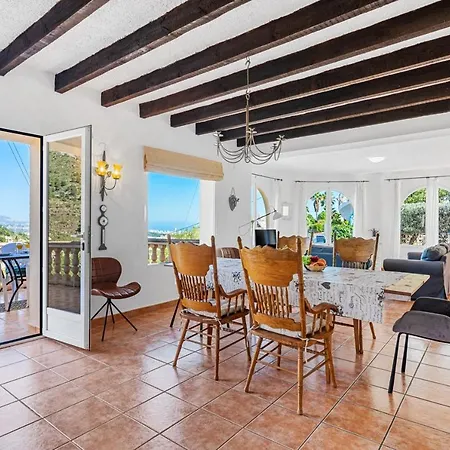 Villa Ruby - Plusholidays